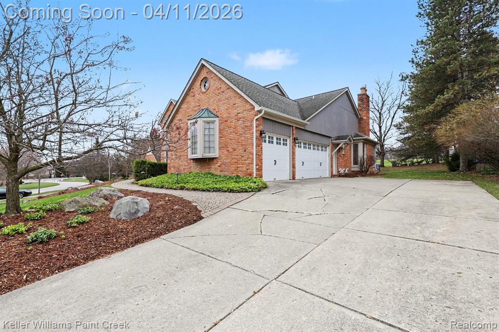 2555 Lambeth Park Rochester Hills, MI 48306 - Photo 28 of 33