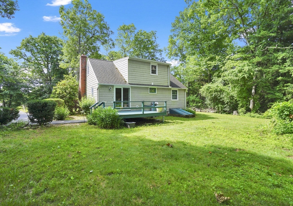 4 Silver Street Monson, MA 01057 - Photo 2 of 29