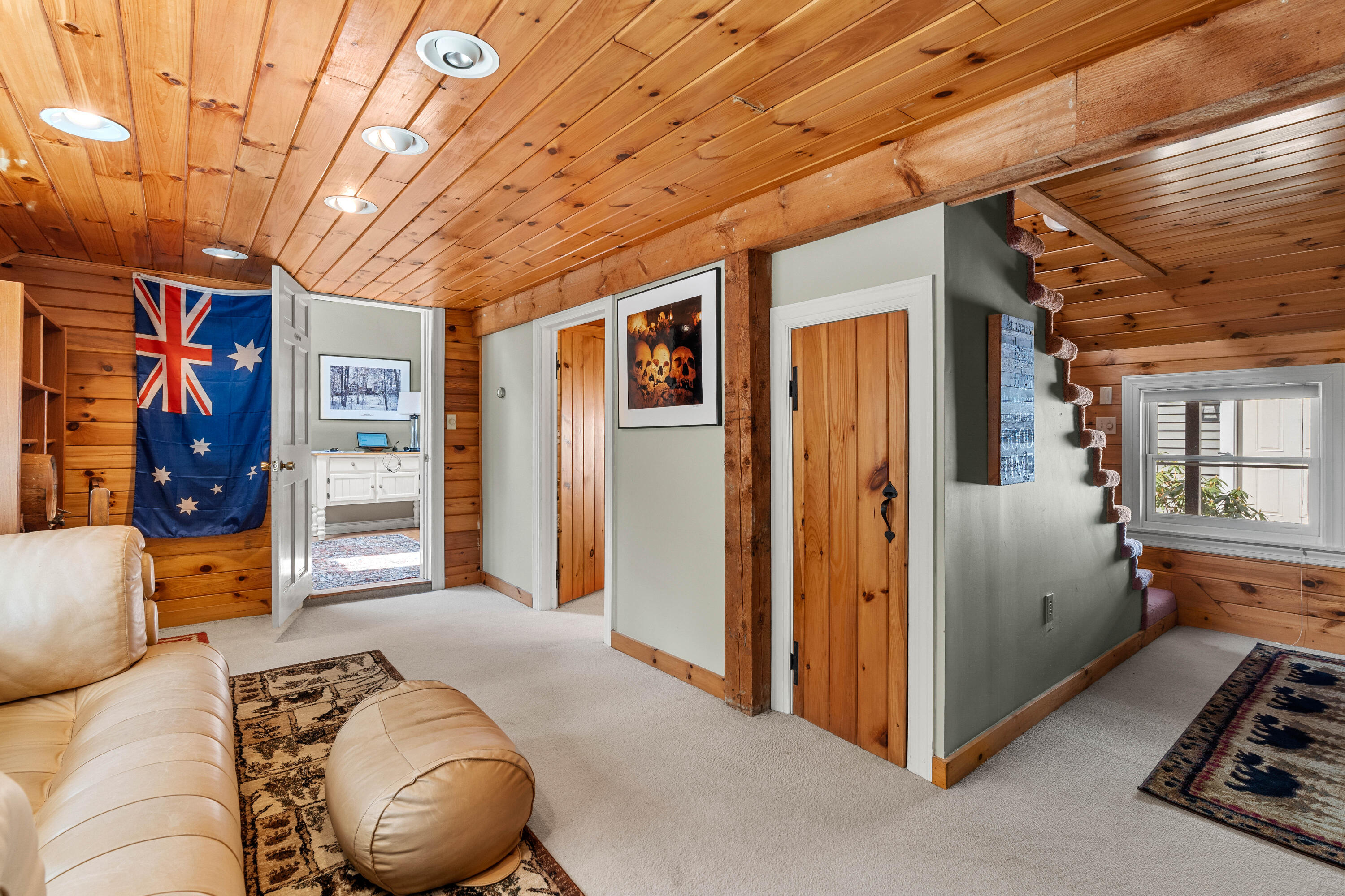 54 Stonetree Road Arrowsic, ME 04530 - Photo 39 of 52 suite-living-room-54-stonetree-road-arro