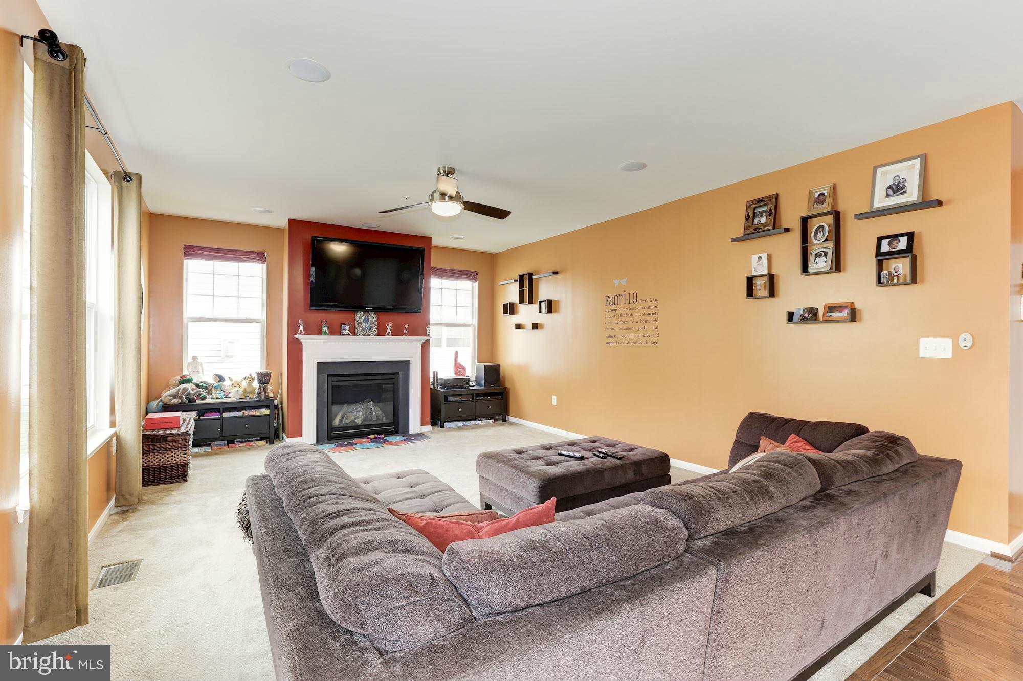 15211 Casimir Road Brandywine, MD 20613 - Photo 8 of 30 Family Room