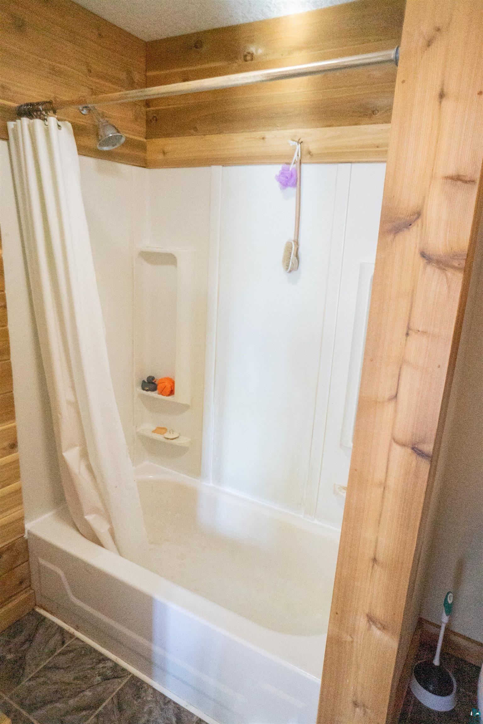 2920 County Road East South Range, WI 54874 - Photo 11 of 18 Gallery Image 11