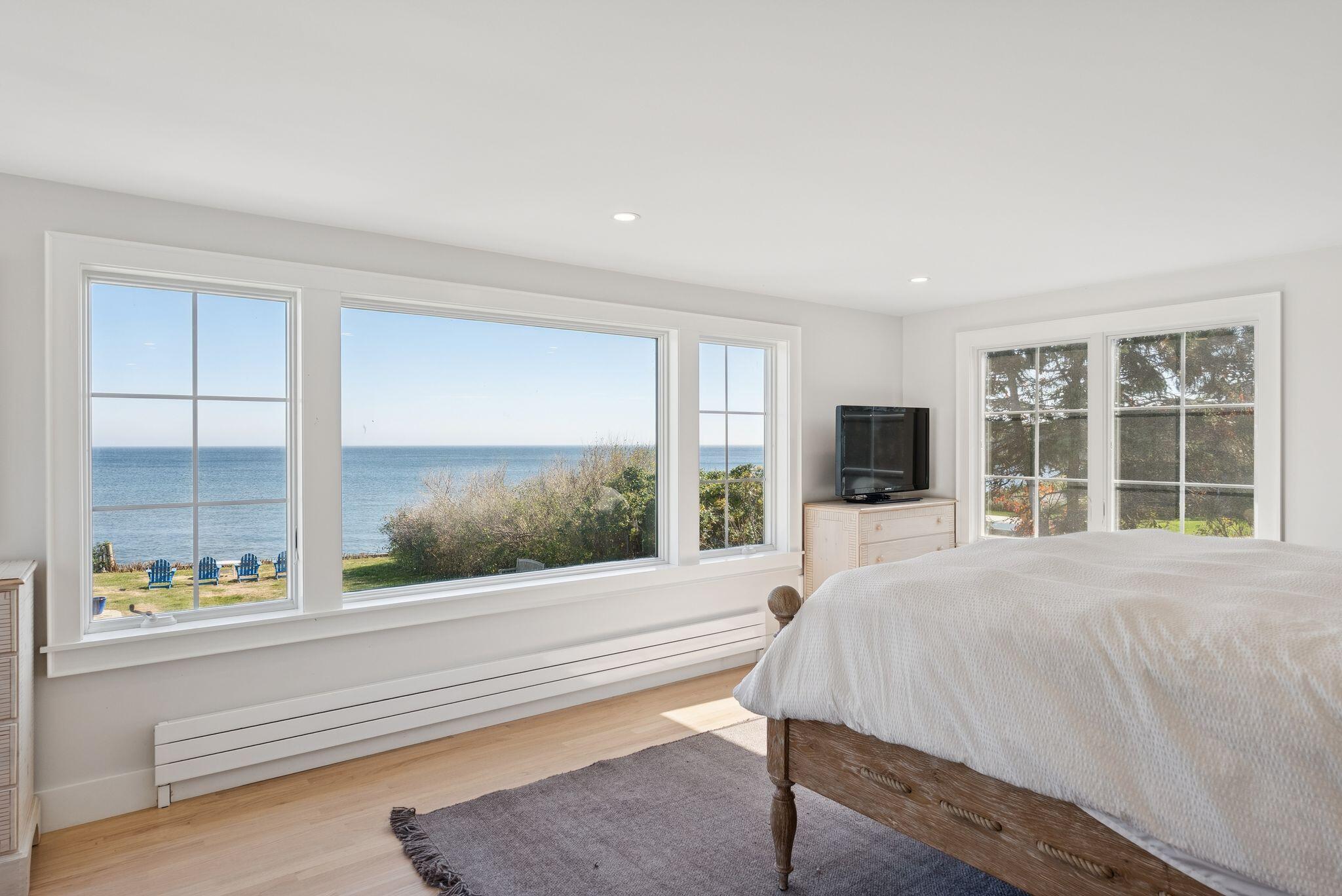 12 Salt Spray Lane Cape Elizabeth, ME 04107 - Photo 17 of 41 Primary Suite