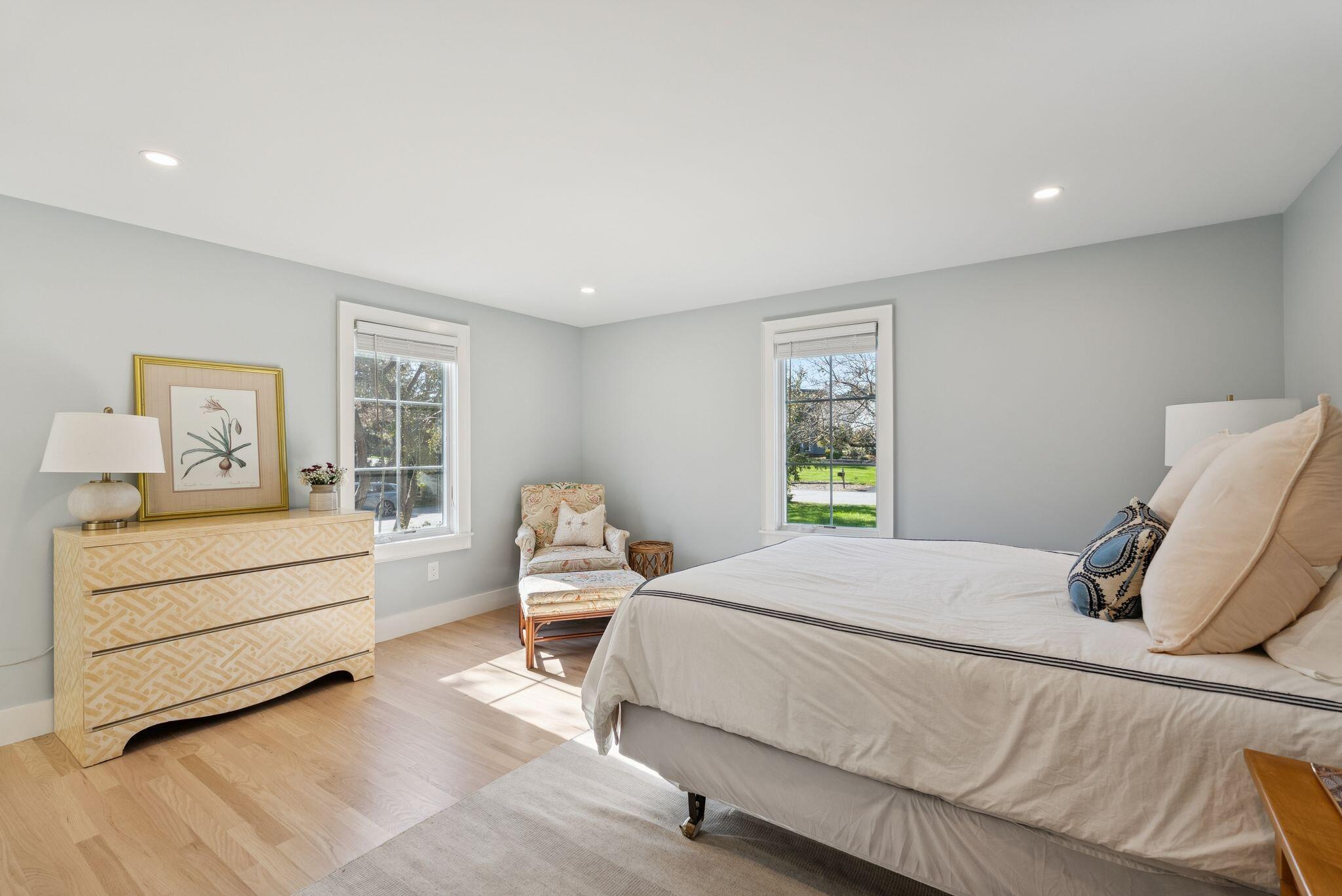 12 Salt Spray Lane Cape Elizabeth, ME 04107 - Photo 21 of 41 Ensuite 2