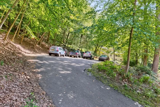 $435,000 | 140 Millbrook Road, Washington, NJ 07882