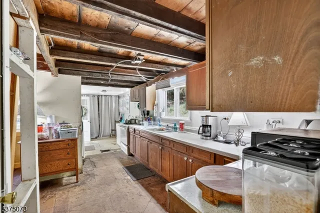 $435,000 | 140 Millbrook Road, Washington, NJ 07882