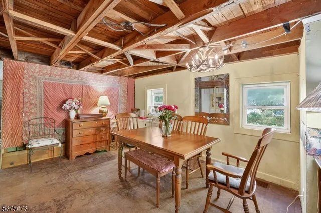 $435,000 | 140 Millbrook Road, Washington, NJ 07882