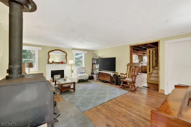 $435,000 | 140 Millbrook Road, Washington, NJ 07882