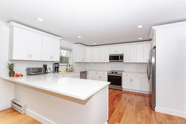 $899,900 | 7 Tulip Road, Mahopac, NY 10541