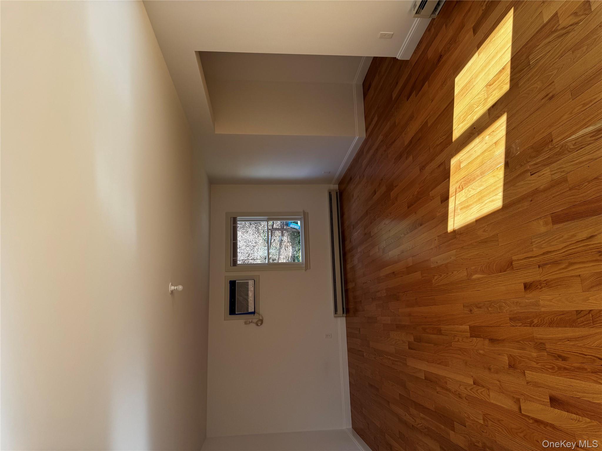 7 Tulip Road Mahopac, NY 10541 - Photo 6 of 32 Living Room