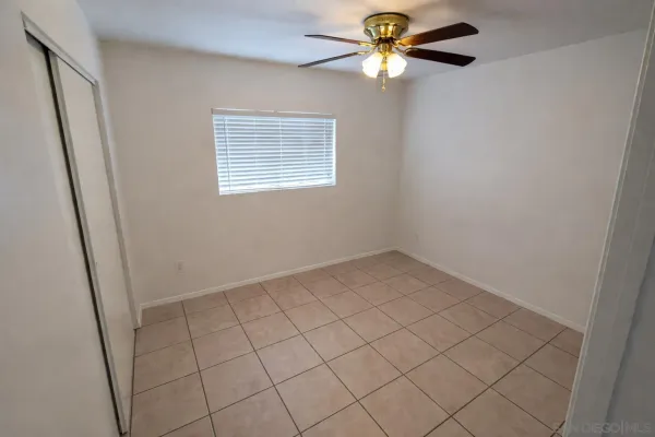$1,880 | 627 West 6th Avenue, Escondido, CA 92025