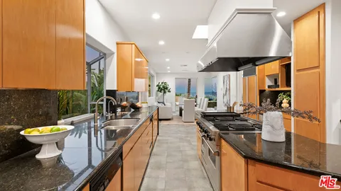 $22,995,000 | 816 Monte Leon Drive, Beverly Hills, CA 90210