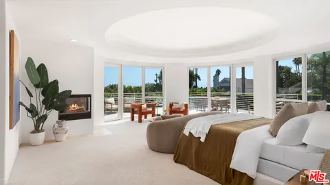 $22,995,000 | 816 Monte Leon Drive, Beverly Hills, CA 90210