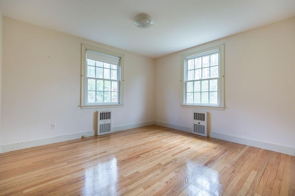 93 Spring Grove Road Andover, MA 01810 - Photo 16 of 40