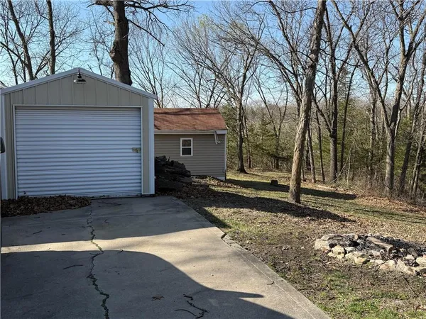 $160,000 | 798 Lake Viking Terrace, Altamont, MO 64620