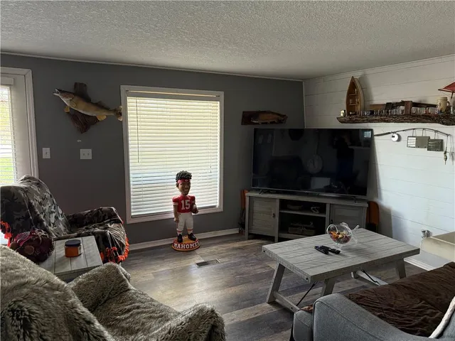 $175,000 | 798 Lake Viking Terrace, Altamont, MO 64620