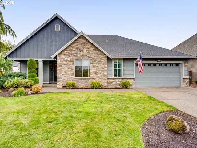 $675,000 | 20800 Yosemite Street Northeast, Aurora, OR 97002