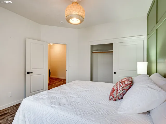 $675,000 | 20800 Yosemite Street Northeast, Aurora, OR 97002