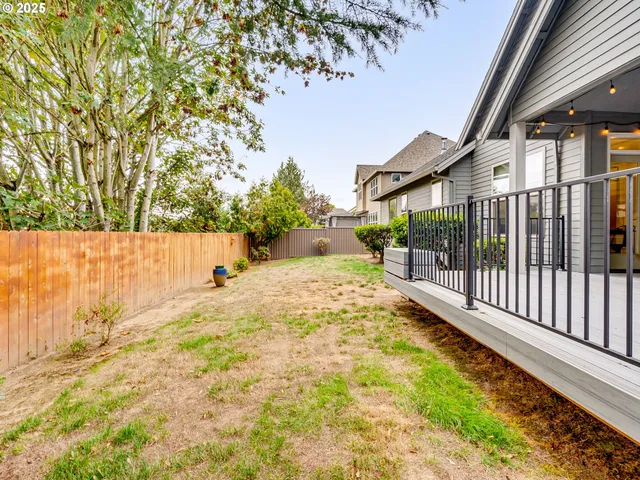 $675,000 | 20800 Yosemite Street Northeast, Aurora, OR 97002