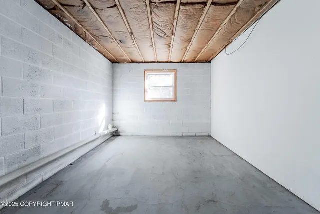 $285,000 | 143 Foothill Boulevard, Effort, PA 18330