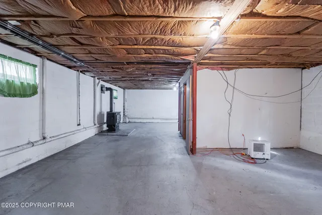 $285,000 | 143 Foothill Boulevard, Effort, PA 18330