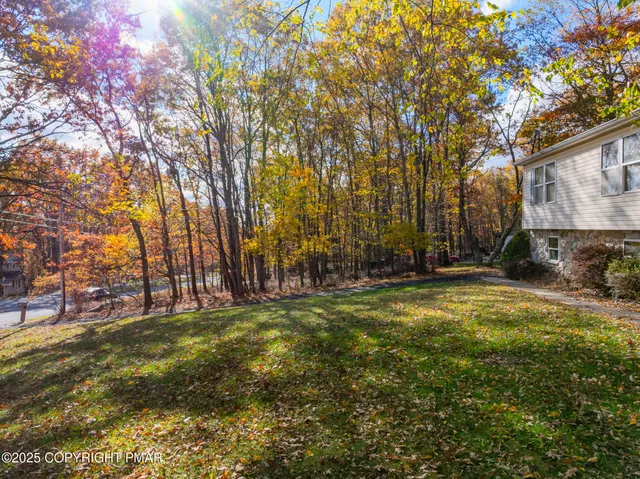 $285,000 | 143 Foothill Boulevard, Effort, PA 18330