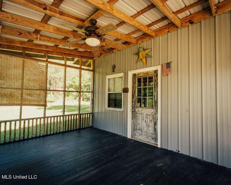 6098 Wroten Road Smithdale, MS 39664 - Photo 8 of 9 3
