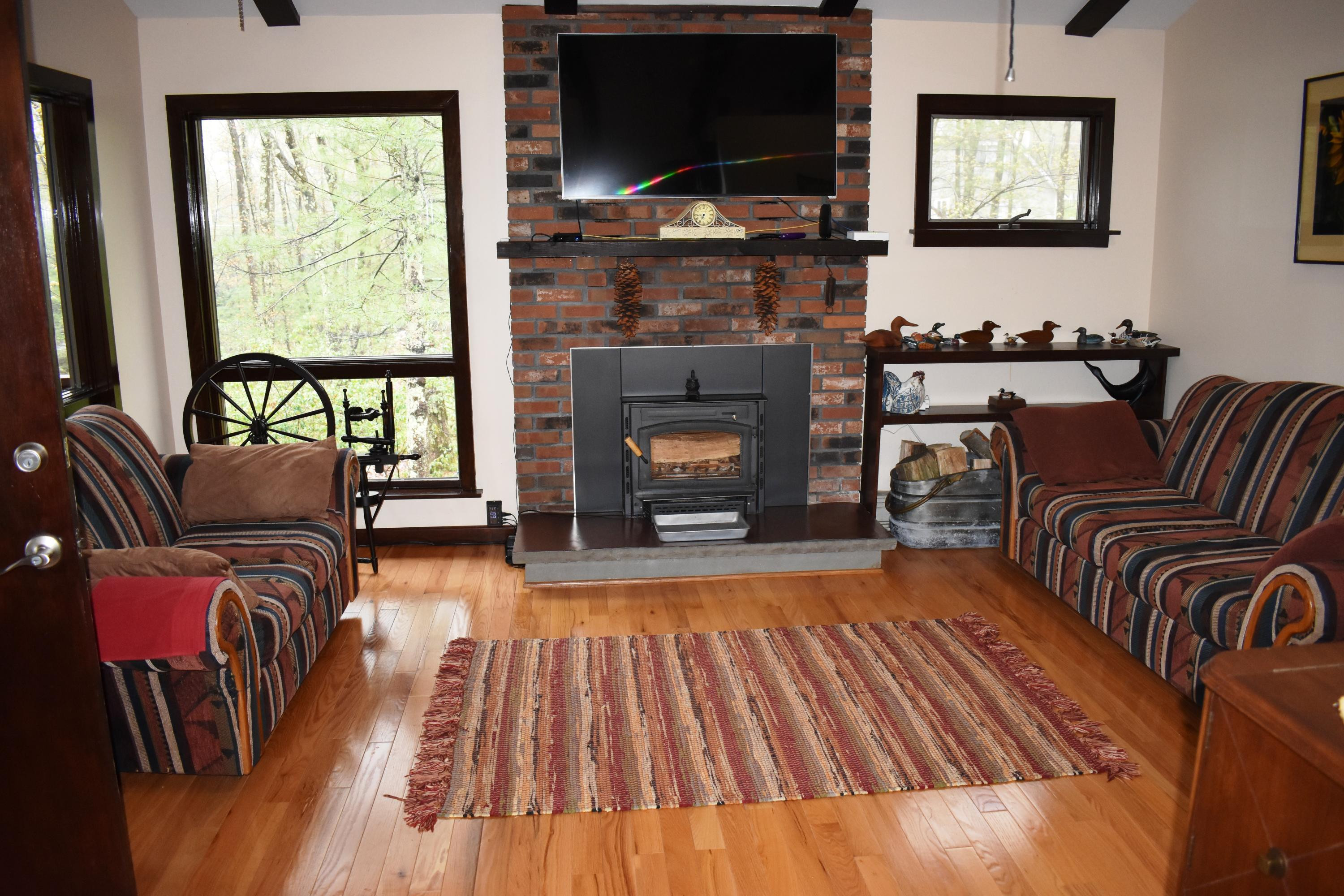 420 Maple Ridge Drive Hawley, PA 18428 - Photo 2 of 69 Living Room