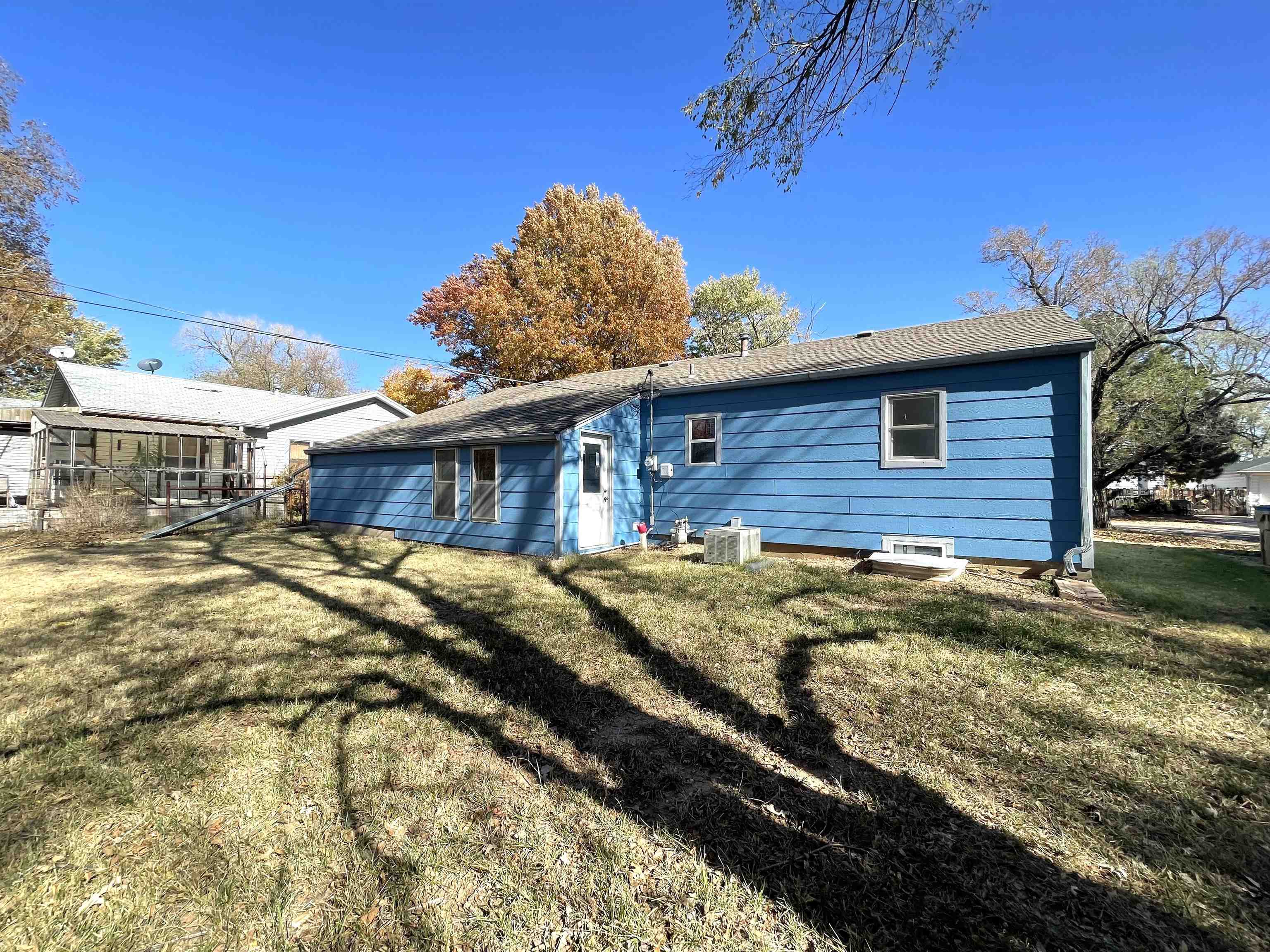 429 North 9th Street Towanda, KS 67144 - Photo 4 of 35