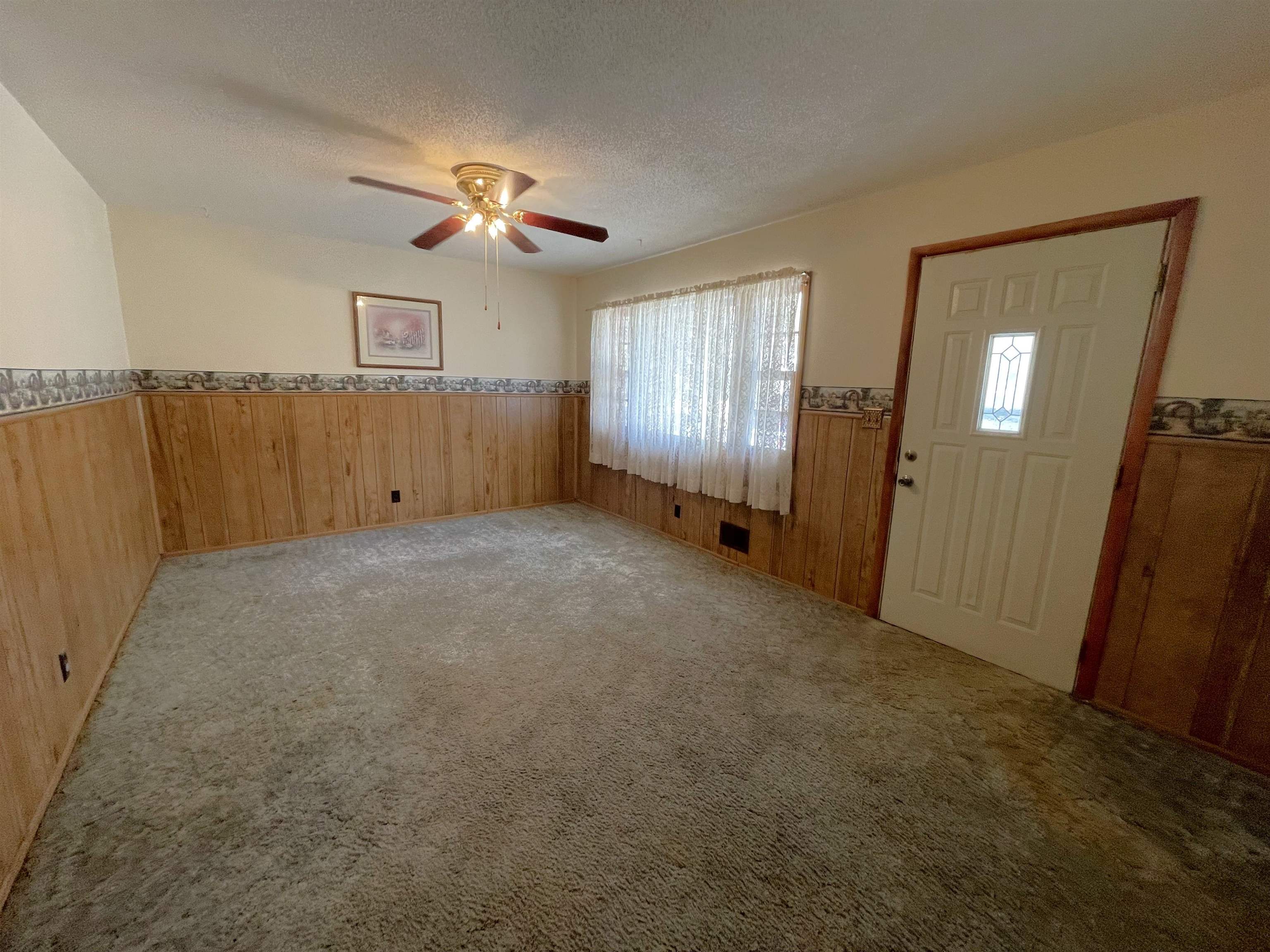 429 North 9th Street Towanda, KS 67144 - Photo 6 of 35