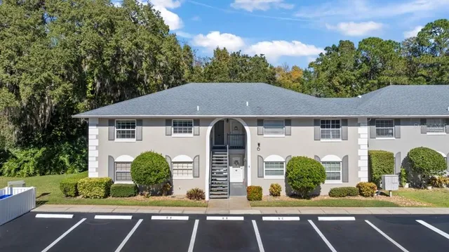 $199,900 | 203 South Orchard Street, Unit 6C, Ormond Beach, FL 32174