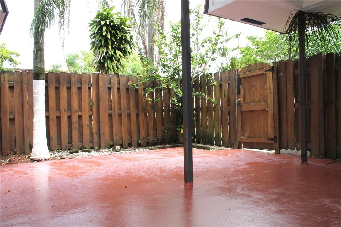 7576 Courtyard Run East, Unit 7576 Boca Raton, FL 33433 - Photo 4 of 16 Photo 4