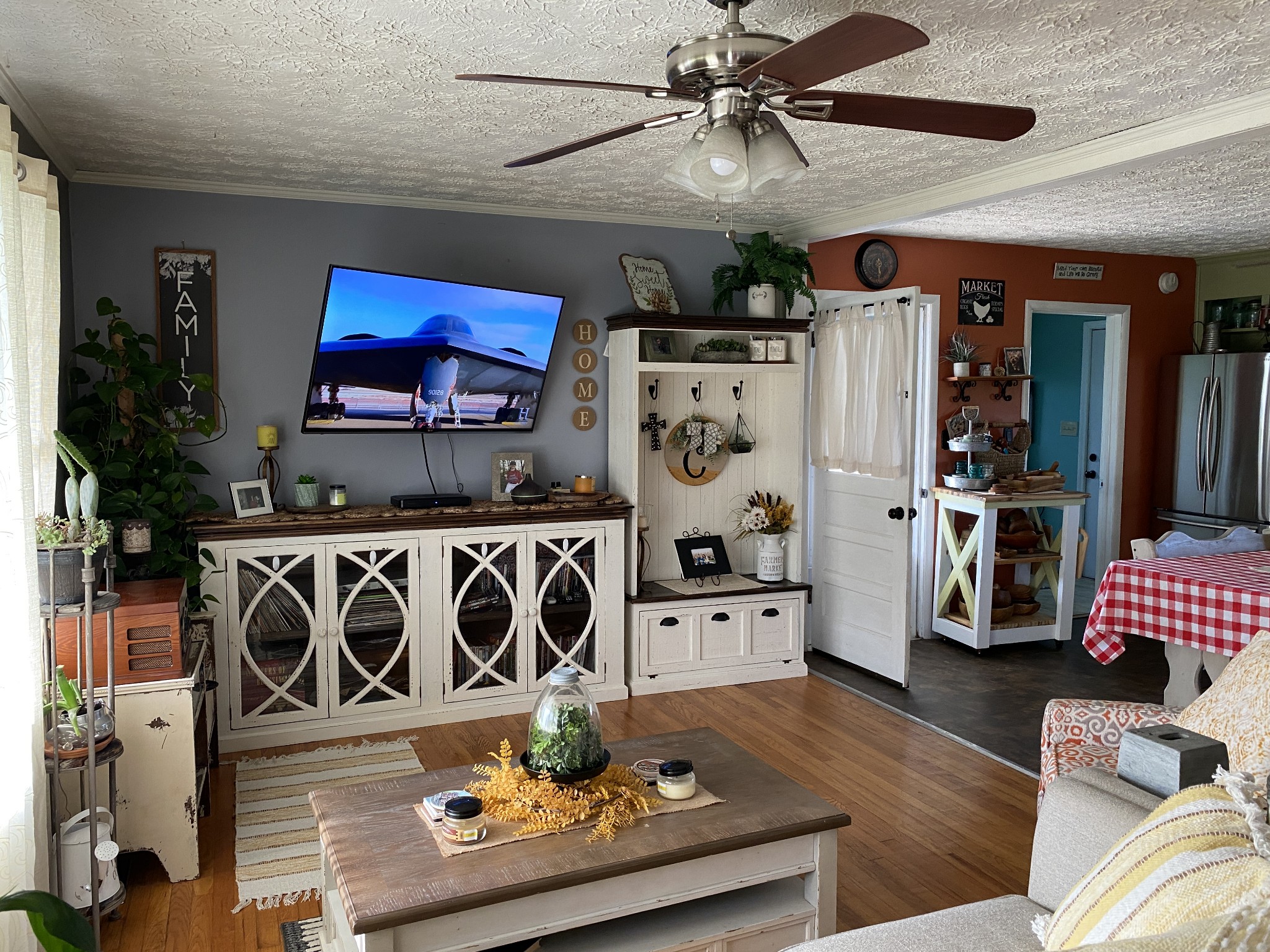 3216 Oak Grove Road Decherd, TN 37324 - Photo 9 of 27 a living room with furniture and wooden floor
