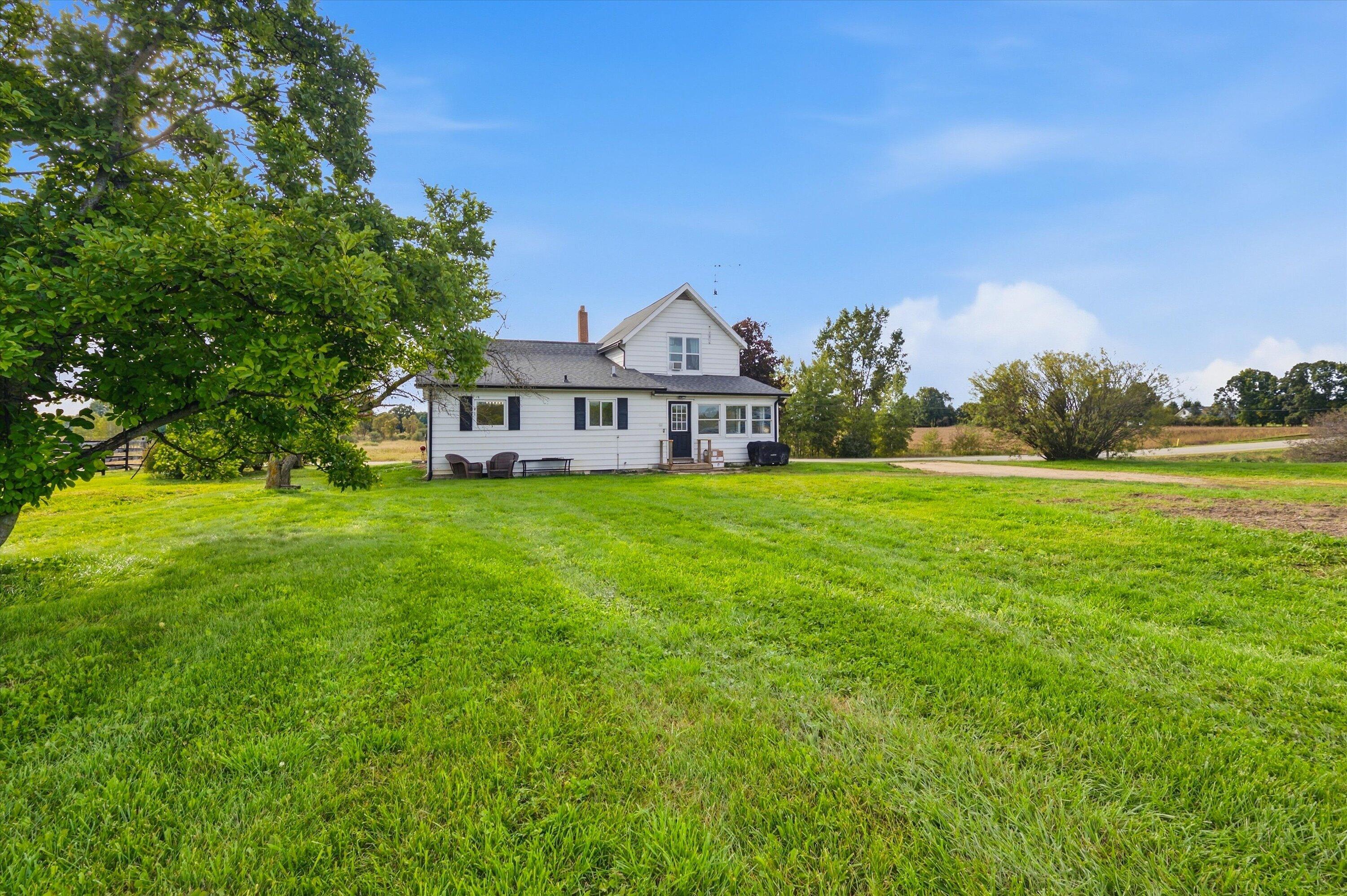 1800 Fish Lake Road Lapeer, MI 48446 - Photo 22 of 43 1800_Fish_Lake_38