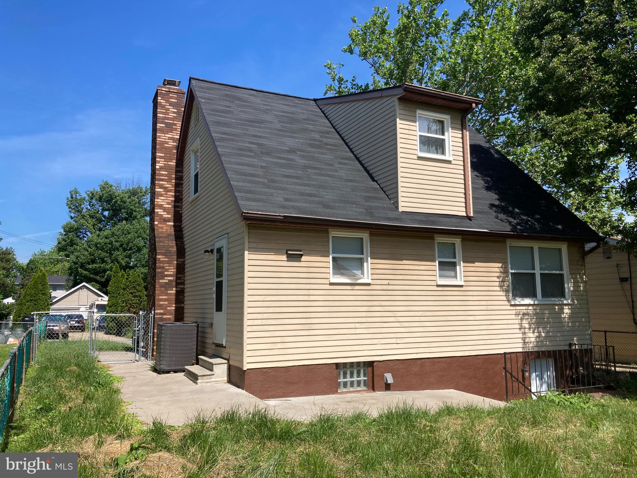 3207 Janice Avenue Baltimore, MD 21227 - Photo 33 of 34
