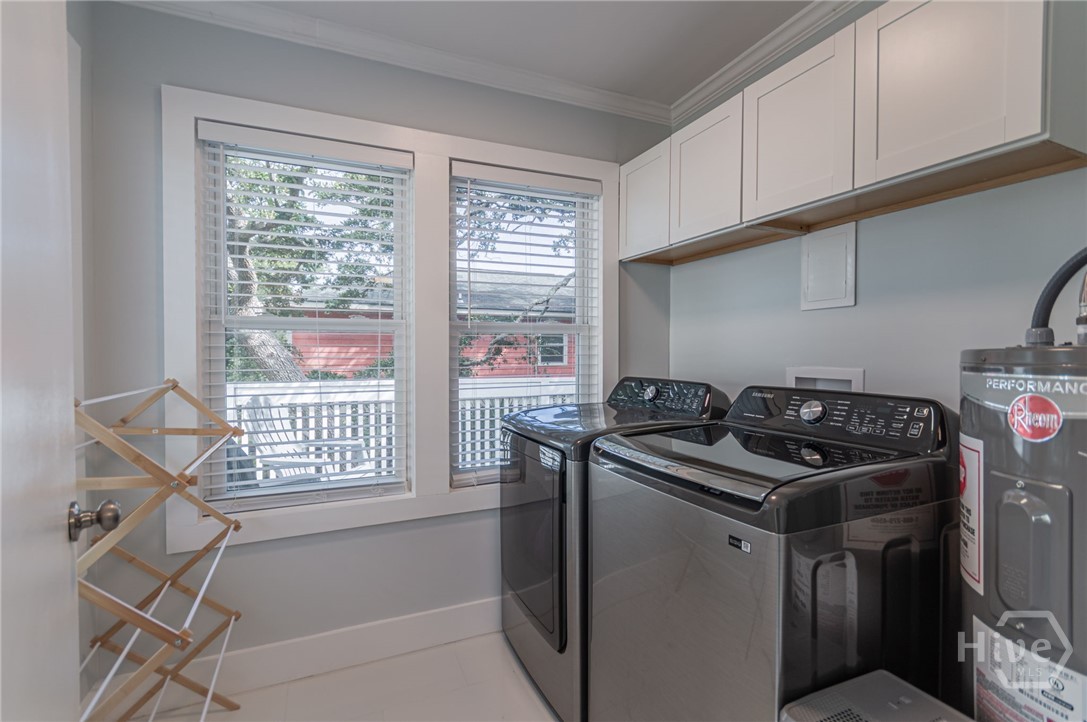 409 Miller Avenue Tybee Island, GA 31328 - Photo 16 of 35 Laundry room