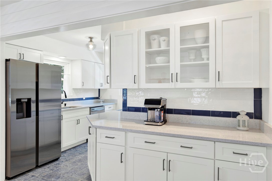 409 Miller Avenue Tybee Island, GA 31328 - Photo 7 of 35