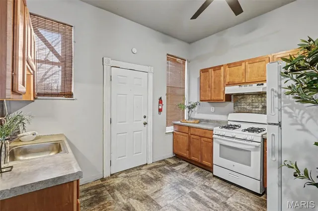 $135,000 | 2922 Virginia Avenue, St. Louis, MO 63118