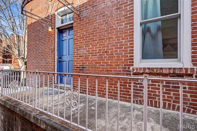 $135,000 | 2922 Virginia Avenue, St. Louis, MO 63118