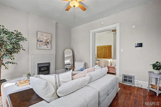 $135,000 | 2922 Virginia Avenue, St. Louis, MO 63118