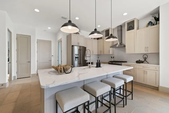 $1,925,000 | 8597 North Lagoon Drive, Panama City Beach, FL 32408