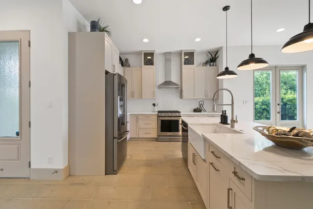 $1,925,000 | 8597 North Lagoon Drive, Panama City Beach, FL 32408