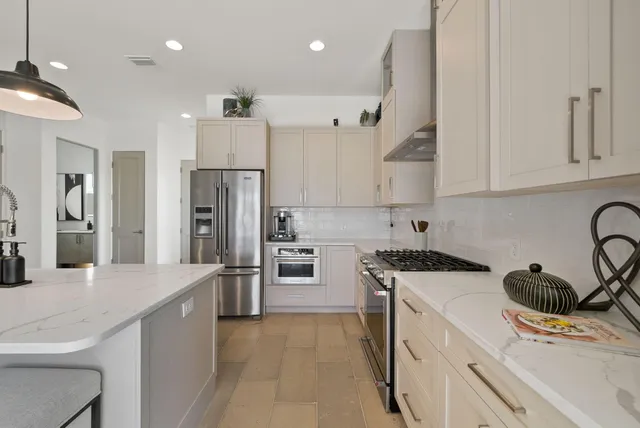 $1,925,000 | 8597 North Lagoon Drive, Panama City Beach, FL 32408