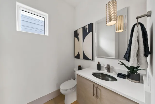 $1,925,000 | 8597 North Lagoon Drive, Panama City Beach, FL 32408