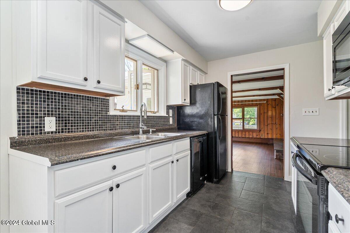 333 McCormack Road Albany, NY 12208 - Photo 9 of 21 09-333 MCCORMACK-17