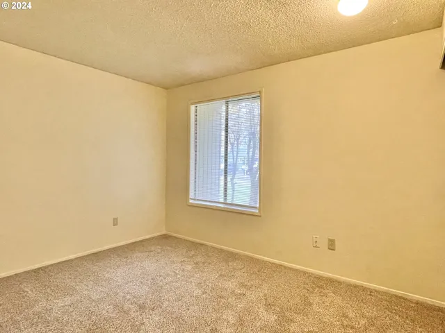 $409,900 | 13010 Northeast Pinebrook Street, Vancouver, WA 98684