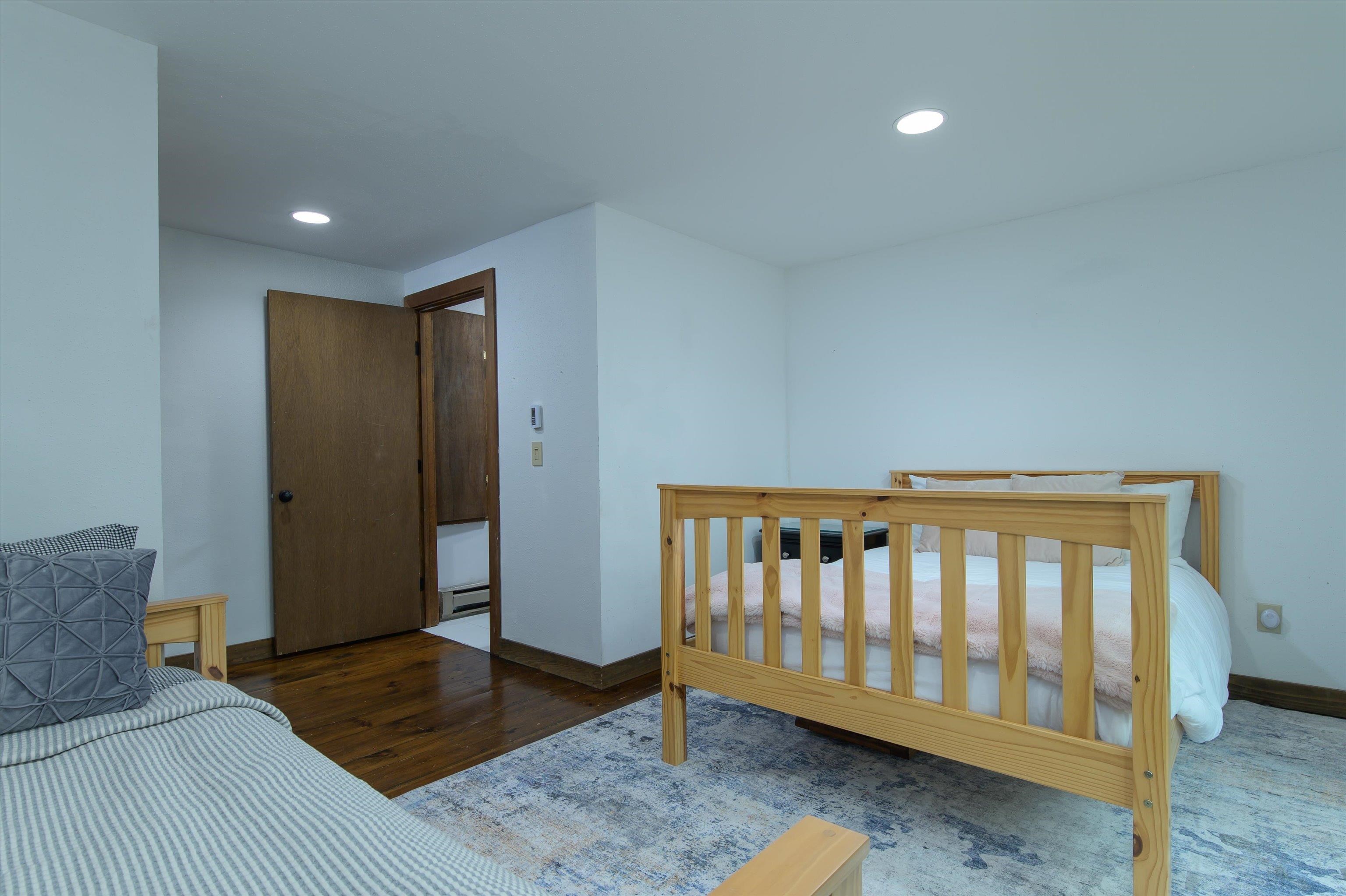 283 Salt Ash Road Plymouth, VT 05056 - Photo 35 of 47 Gallery Image 35