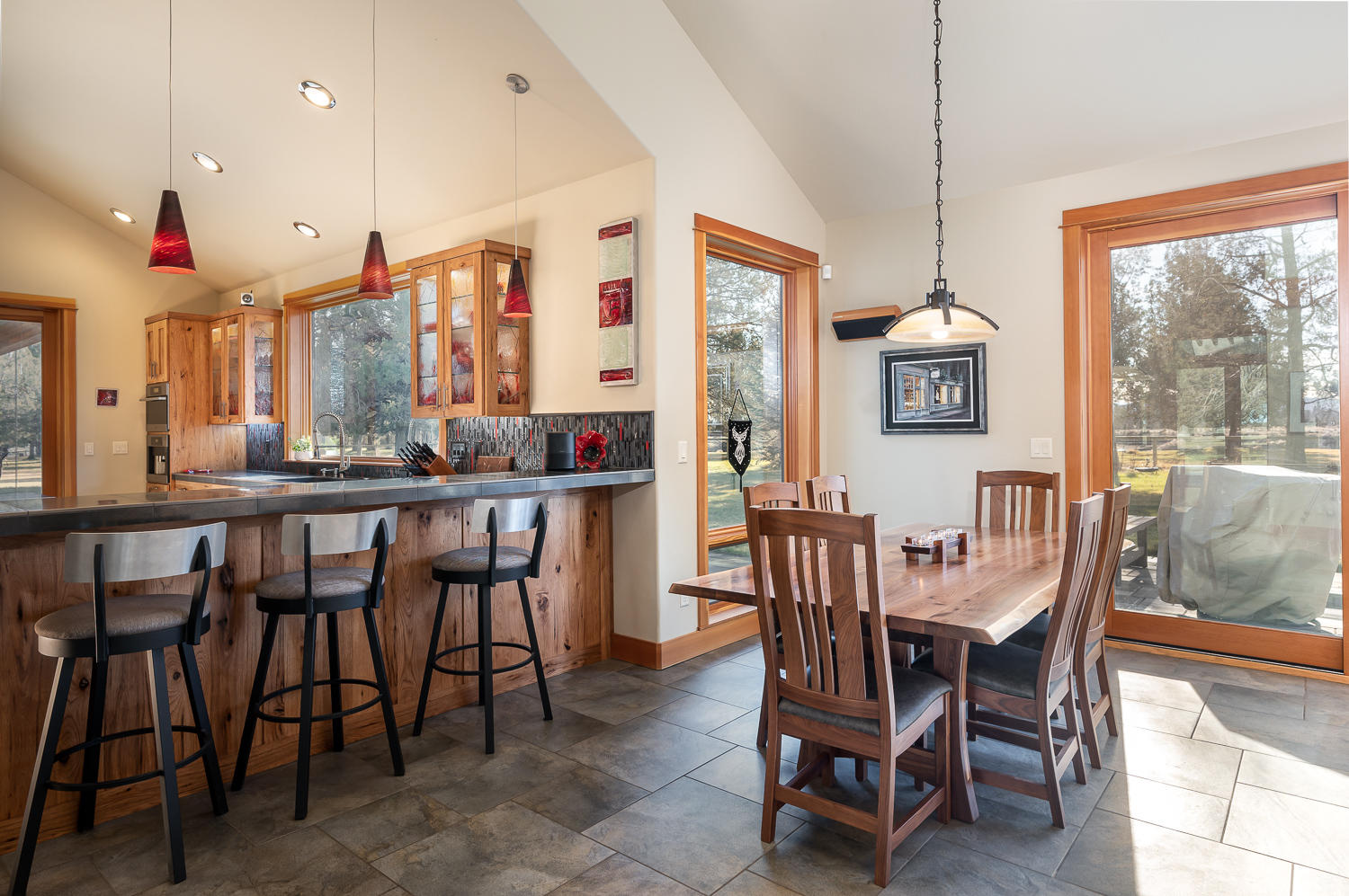 64970 Gerking Market Road Bend, OR 97703 - Photo 7 of 49 64970 Gerking Market - Dining