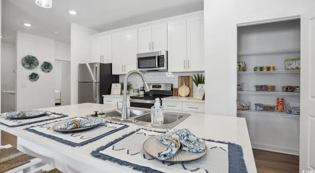 $1,960 | 31 Quaker Rdg Drive, Unit MEANDER, Carolina Shores, NC 28467