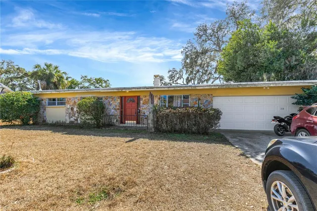 $350,000 | 310 Kenmore Road, Brandon, FL 33511