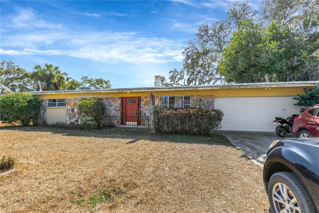 310 Kenmore Road Brandon, FL 33511 - Photo 1 of 33